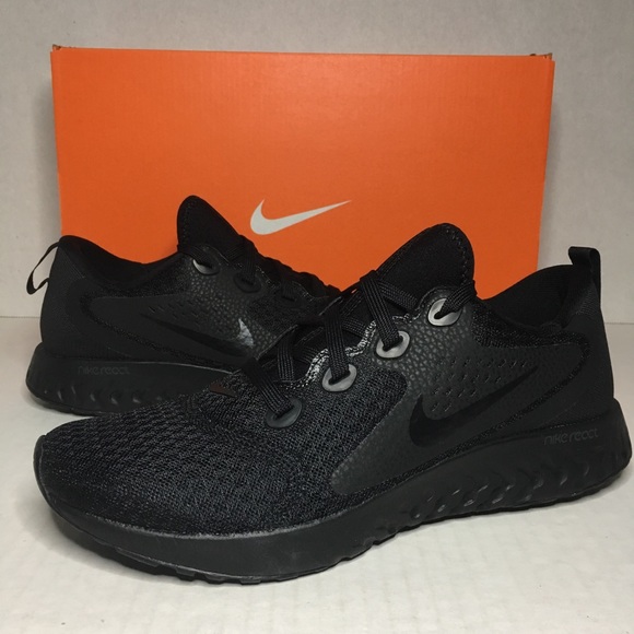 nike legend react triple black